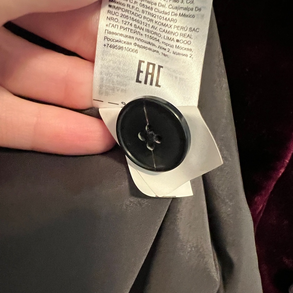 Banana Republic Women's Burgundy Purple Velvet Blazer - Picture 5 of 9